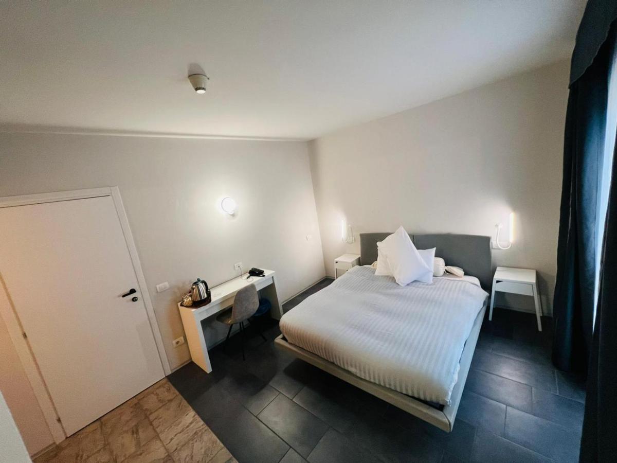 Hotel Garni Santa Caterina ออร์ตาซันจูลิโอ ภายนอก รูปภาพ