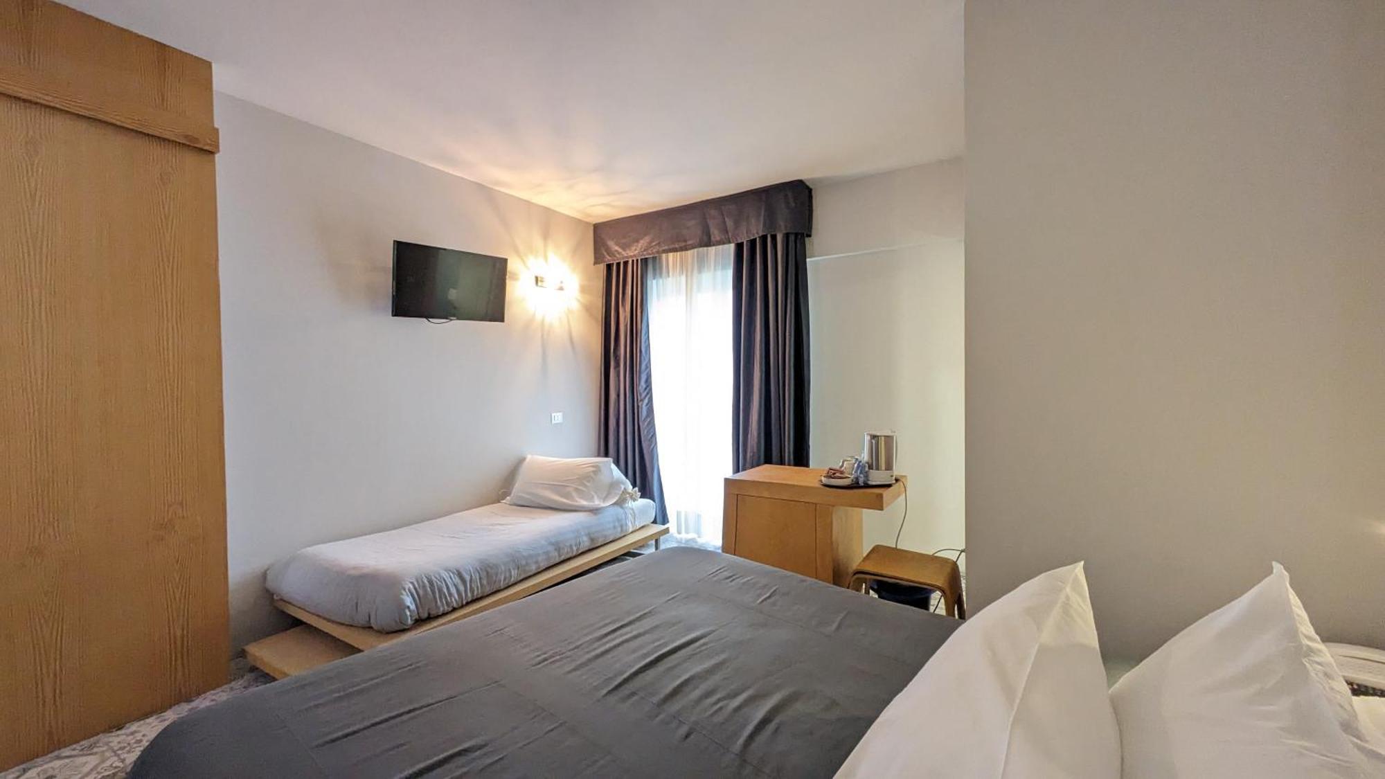 Hotel Garni Santa Caterina ออร์ตาซันจูลิโอ ภายนอก รูปภาพ
