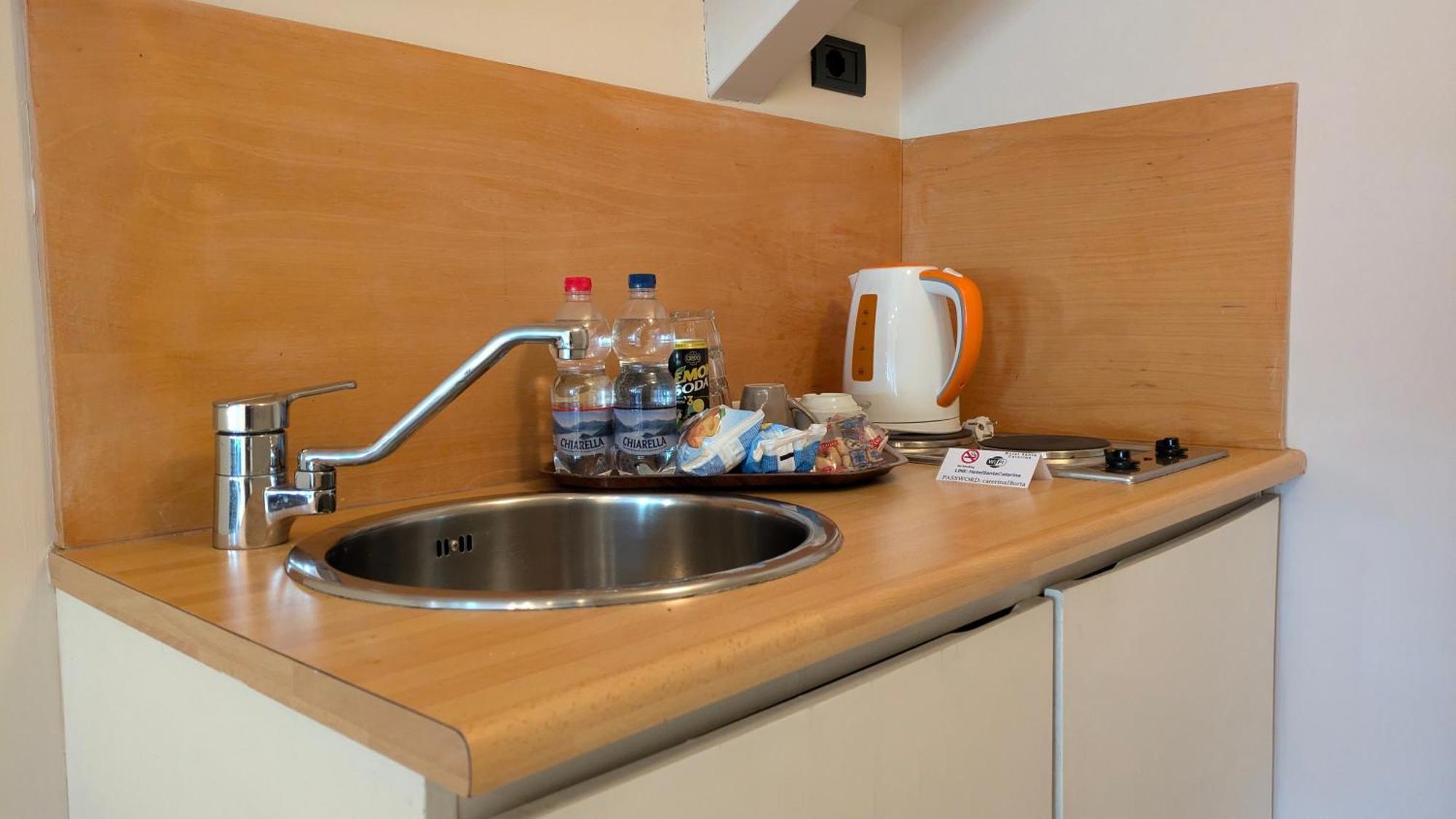Hotel Garni Santa Caterina ออร์ตาซันจูลิโอ ภายนอก รูปภาพ